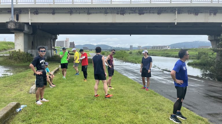 小雨でも走りたい変態集合！と案内したら、、