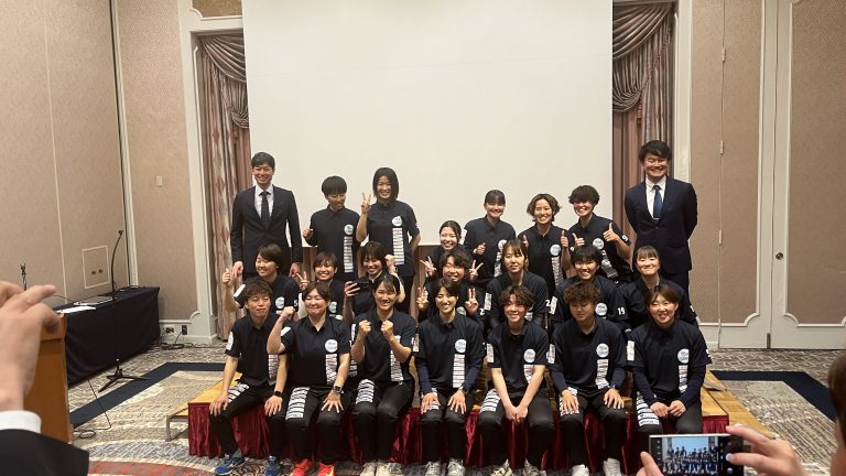 サポートしている女子野球チームの決起大会