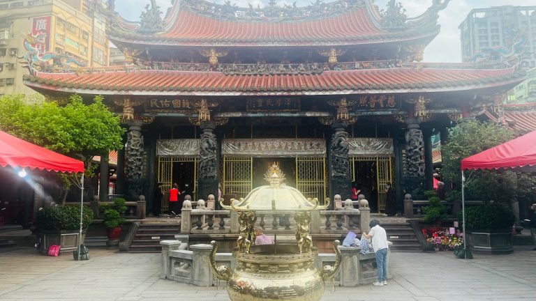 台北朝ラン、龍山寺～中正紀念堂